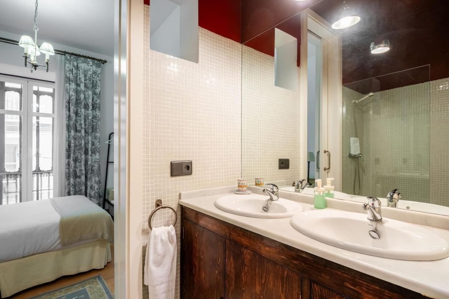 Komodo Sierpes: Bright & Classy Central Apartment Sevilla Kültér fotó