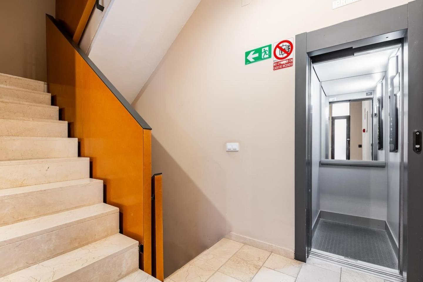 Komodo Sierpes: Bright & Classy Central Apartment Sevilla Kültér fotó