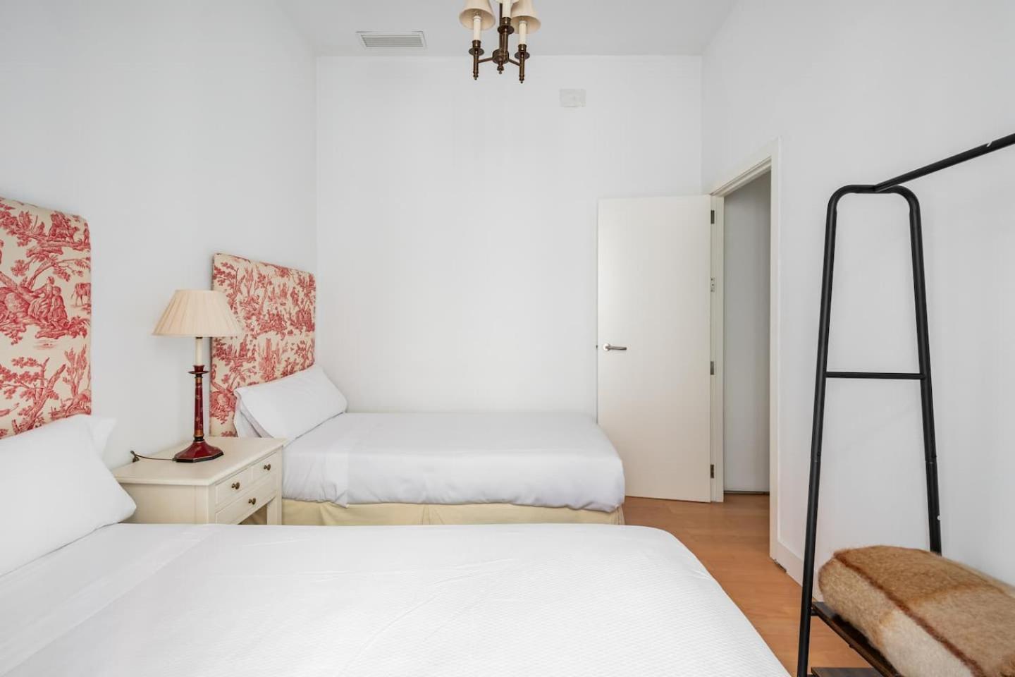Komodo Sierpes: Bright & Classy Central Apartment Sevilla Kültér fotó