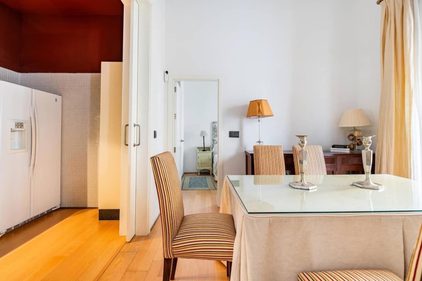 Komodo Sierpes: Bright & Classy Central Apartment Sevilla Kültér fotó