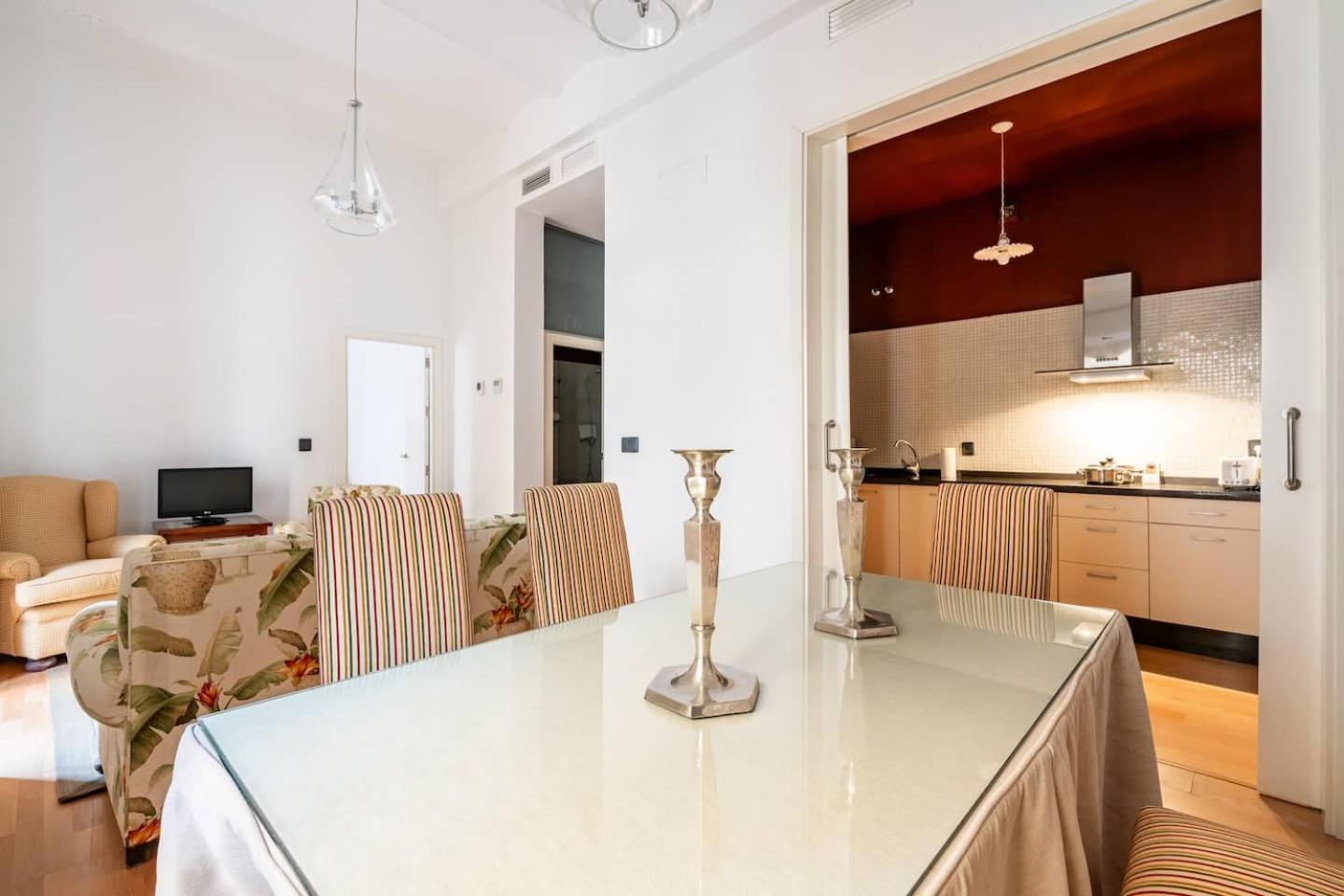 Komodo Sierpes: Bright & Classy Central Apartment Sevilla Kültér fotó