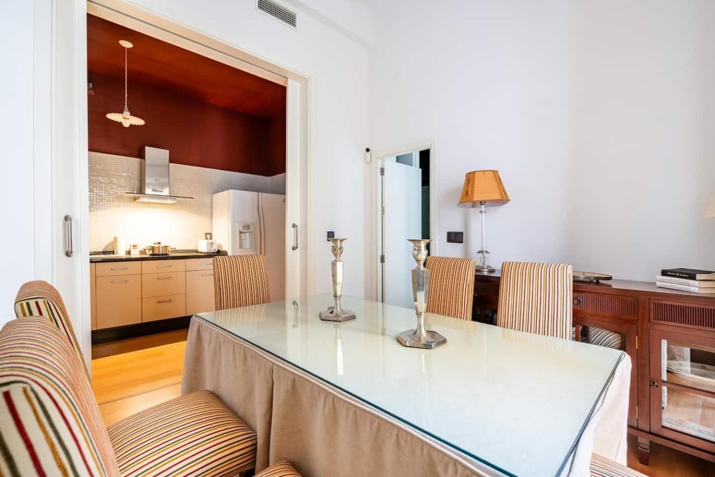 Komodo Sierpes: Bright & Classy Central Apartment Sevilla Kültér fotó