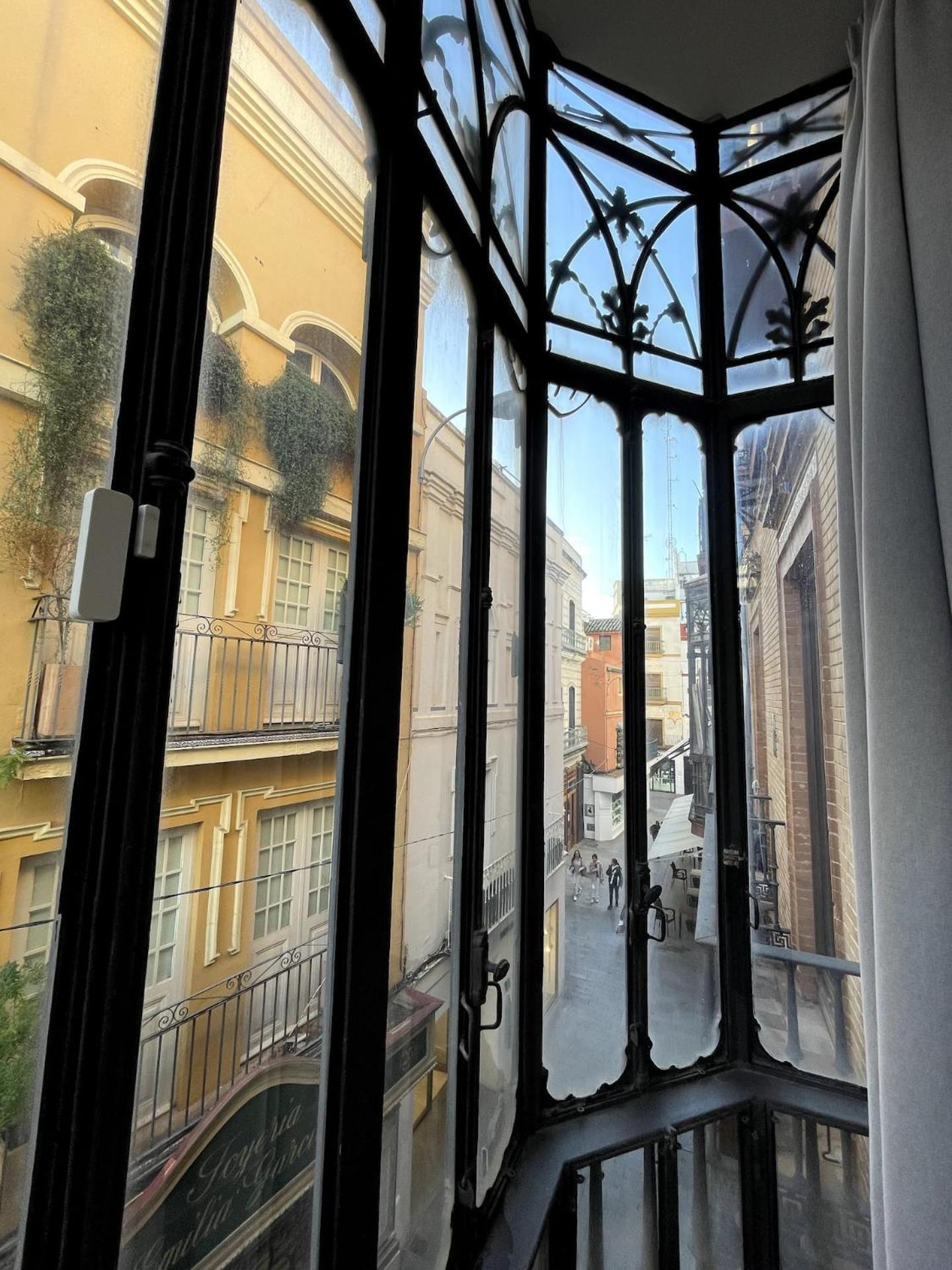 Komodo Sierpes: Bright & Classy Central Apartment Sevilla Kültér fotó